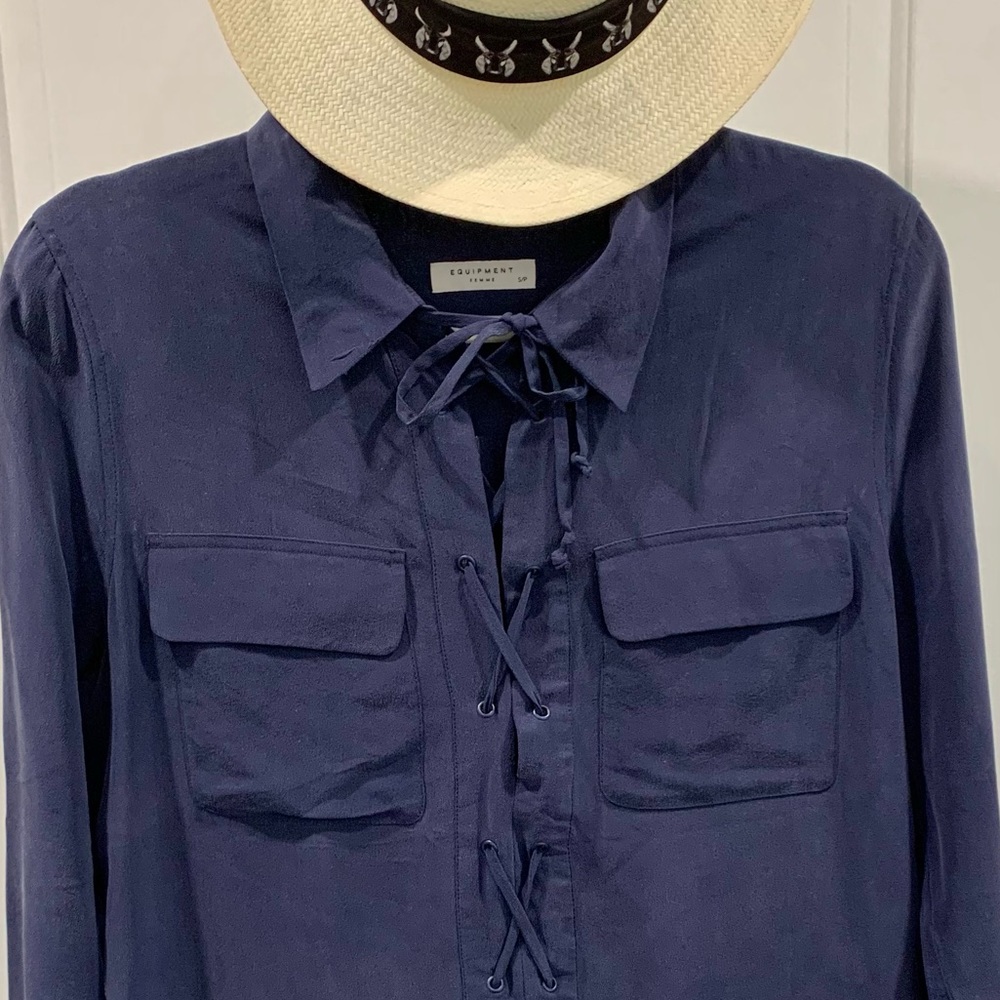 EUC EQUIPMENT Knox Long Sleeve Button Up Dress Navy Blue w Pockets 100% silk - Picture 2 of 9
